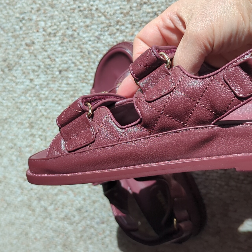 CHANEL Burgundy leather Dad sandals - Picture 17 of 17